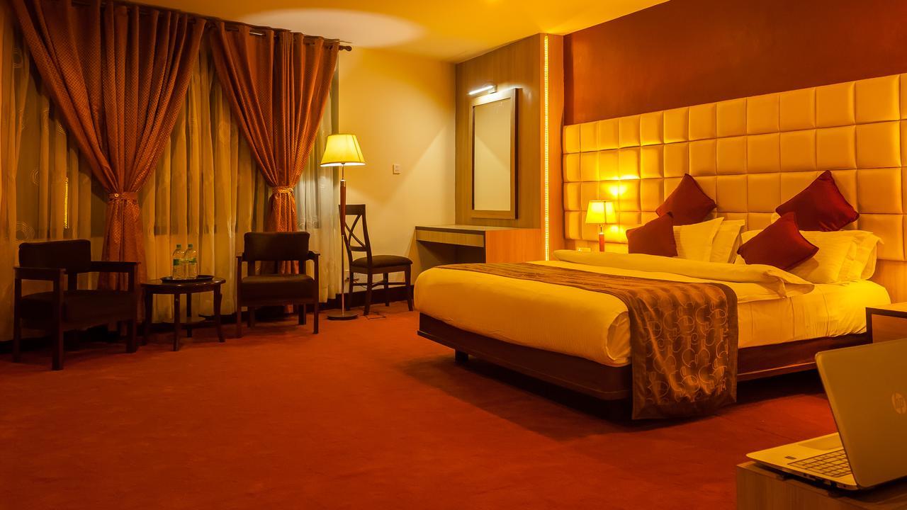 The Amadablam Hotel Katmandu Eksteriør billede